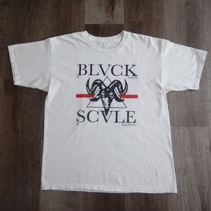Mens White Black Scale Goat Head Shirt Size L